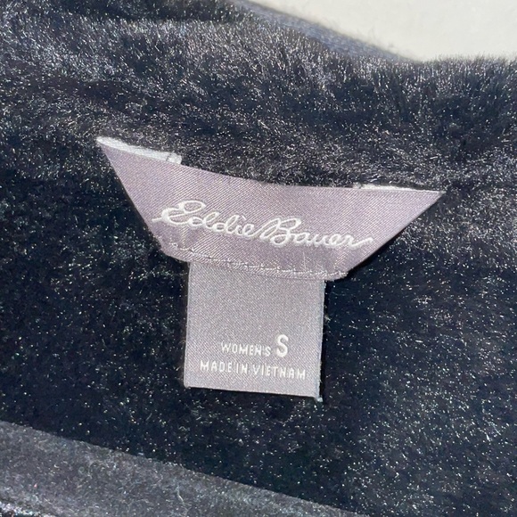 black fuzzy eddie bauer full zip jacket -size S - Picture 3 of 4